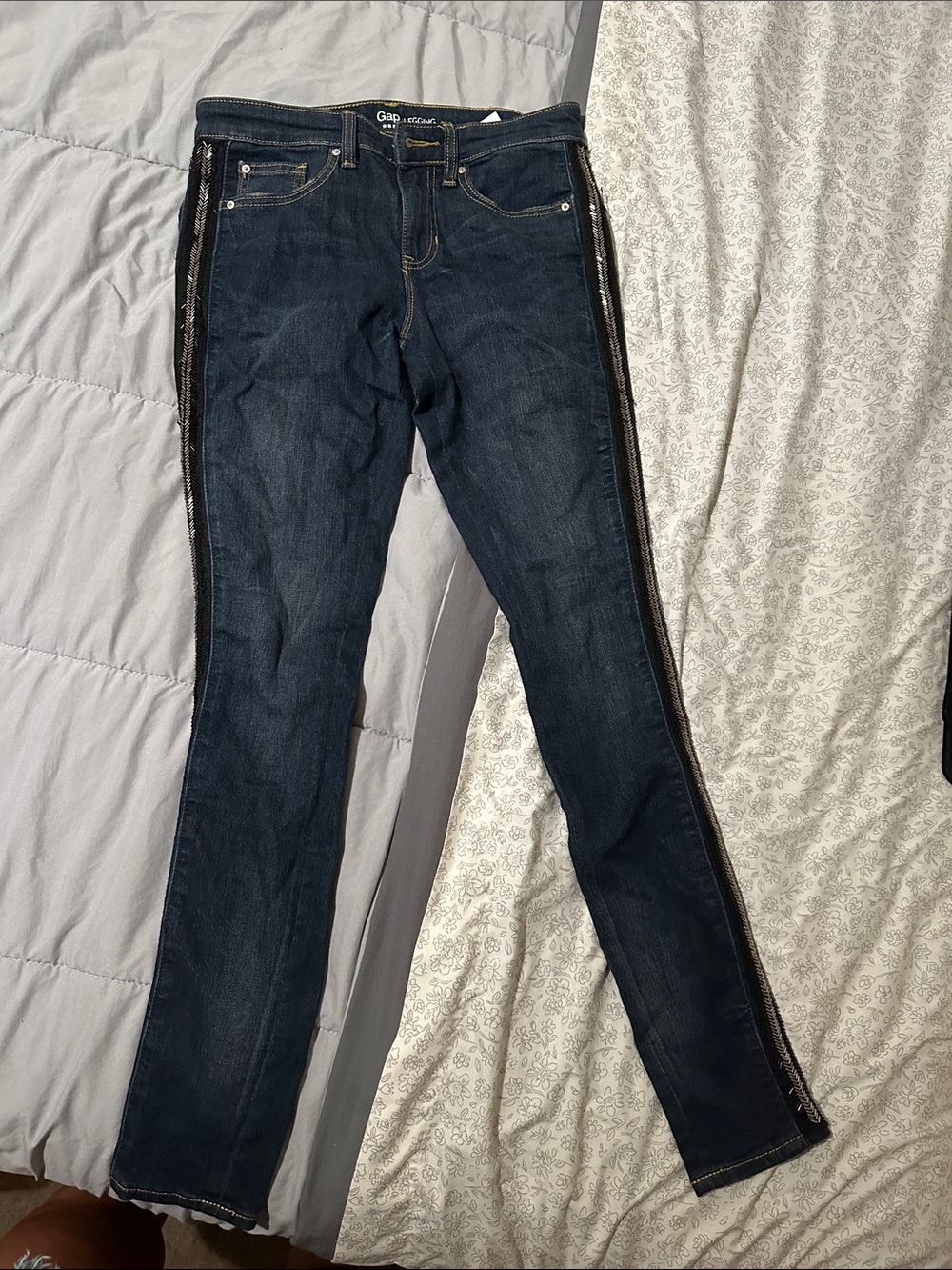 GAP Skinny Jeans with Side sparkle detail